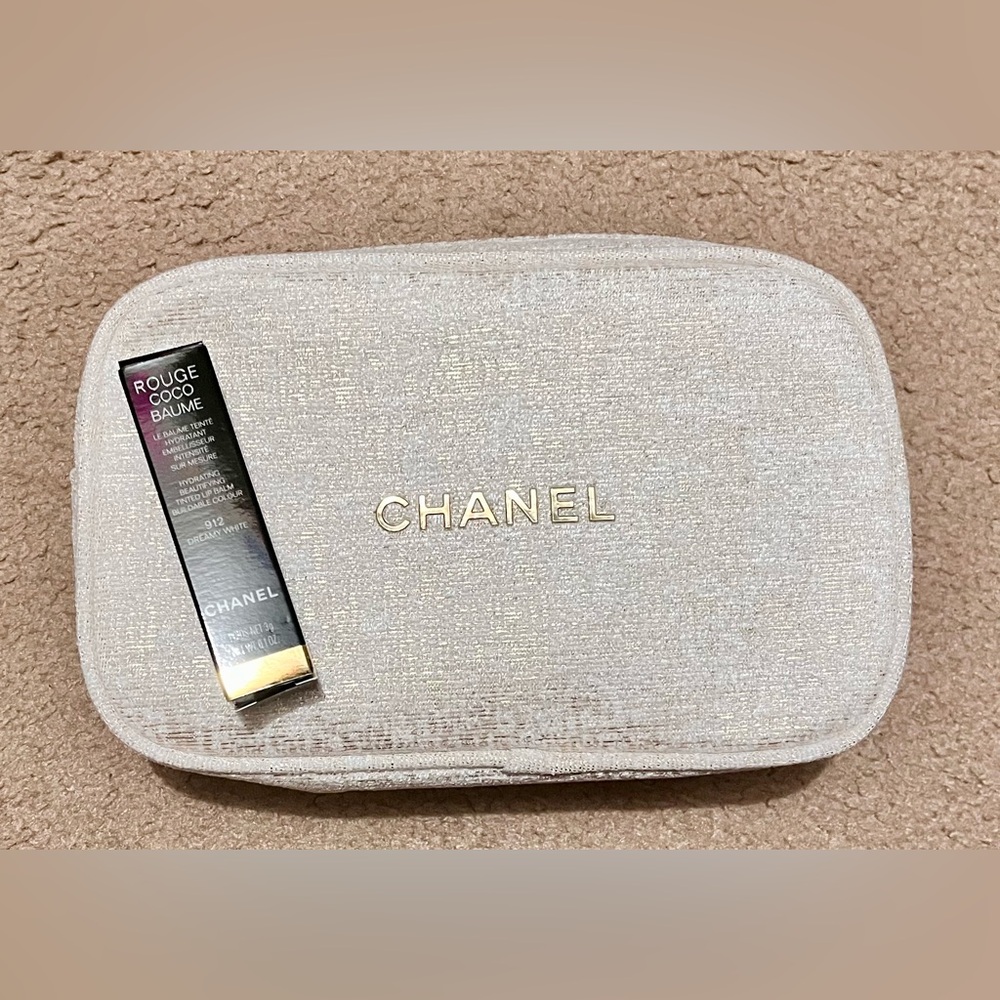 Chanel Gold and Cream Textured Pouch